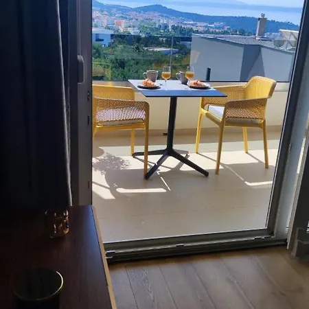 Olive Tree Apartment *